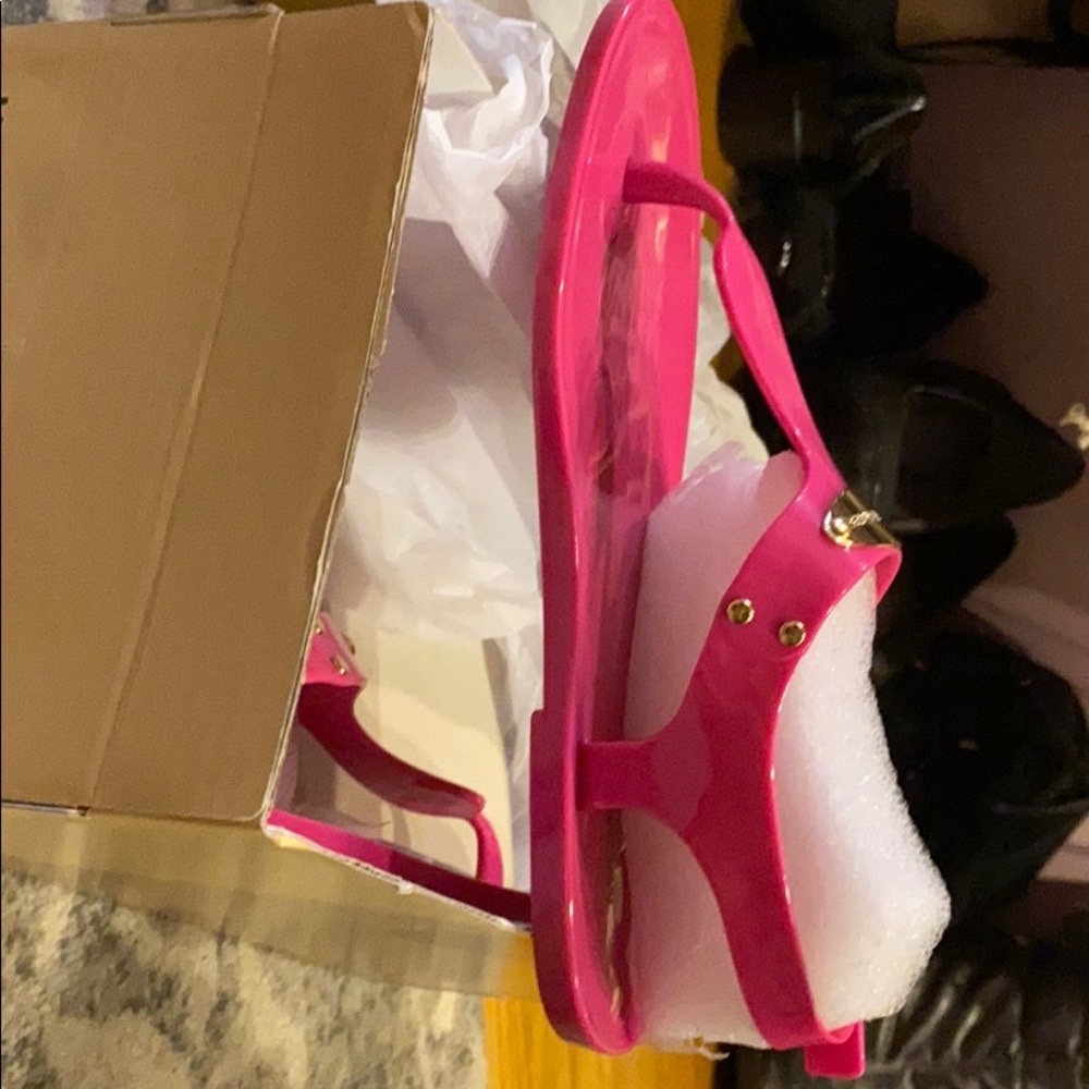 Michael Kors pink gel sandal - Picture 2 of 6